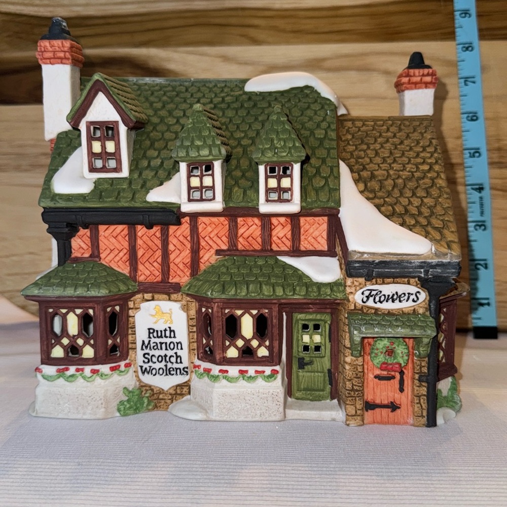 🐈‍⬛ Heritage Village Dickens “Ruth Marion Scotch Woolrns” limited edition